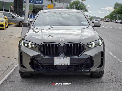 Manhattan Green Metallic 2025 BMW X6 xDrive40i