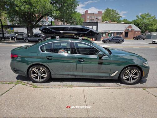 Carbon Black Metallic 2021 BMW 530e Base