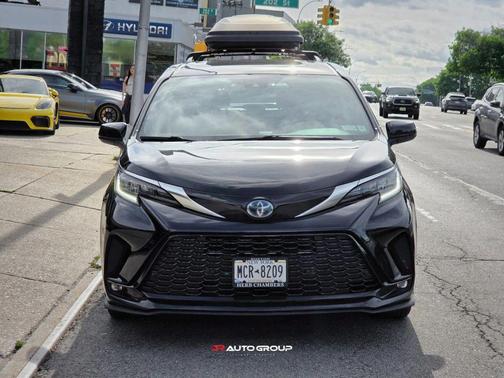 Midnight Black Metallic 2023 Toyota Sienna XSE 7 Passenger