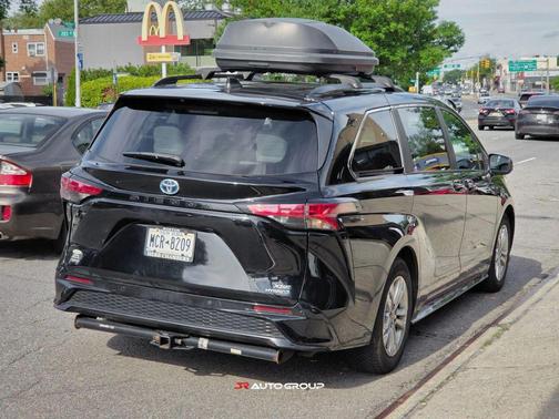 Midnight Black Metallic 2023 Toyota Sienna XSE 7 Passenger