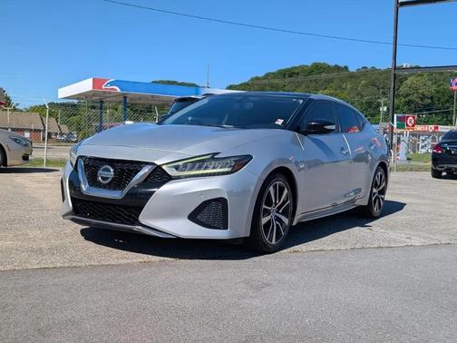 Brilliant Silver Metallic 2019 Nissan Maxima 3.5 SL