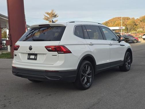 2022 Volkswagen Tiguan 2.0T SE 4MOTION