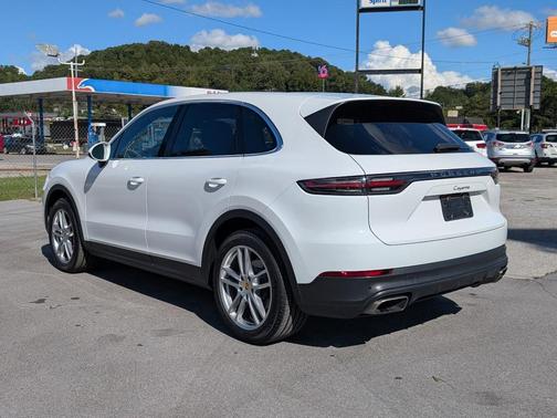 2019 Porsche Cayenne Cayenne