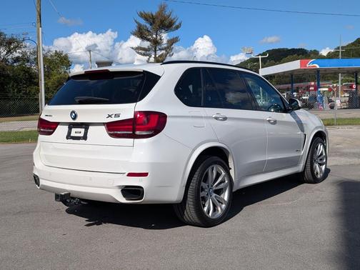 2016 BMW X5 xDrive50i