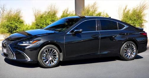 2024 Lexus ES 300h Luxury