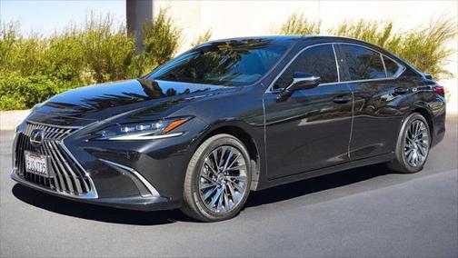 2024 Lexus ES 300h Luxury