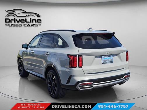 Wolf Gray 2023 Kia Sorento SX
