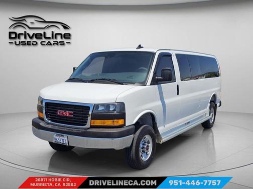 Summit White 2025 GMC Savana 3500 RWD 3500 Extended Wheelbase LT