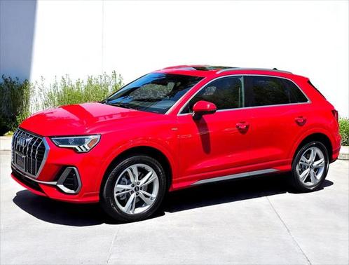 2023 Audi Q3 Premium 45 TFSI S line quattro Tiptronic