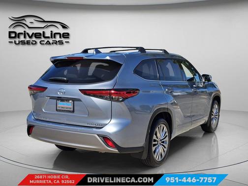 2023 Toyota Highlander Platinum