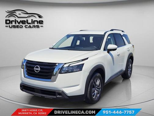 Glacier White 2024 Nissan Pathfinder SV FWD