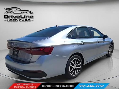 2025 Volkswagen Jetta 1.5T SE