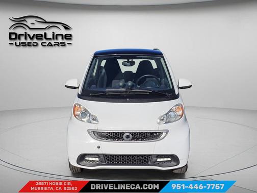 Crystal White 2013 smart ForTwo Electric Drive