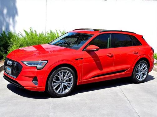 2021 Audi e-tron Prestige