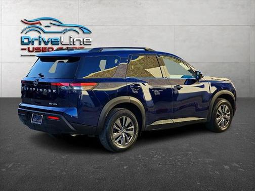 2022 Nissan Pathfinder SV 4WD
