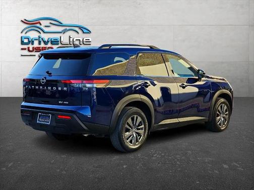 2022 Nissan Pathfinder SV 4WD
