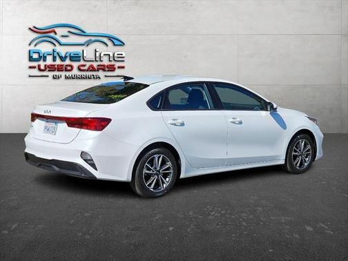 2022 Kia Forte LXS
