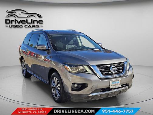 2019 Nissan Pathfinder SV