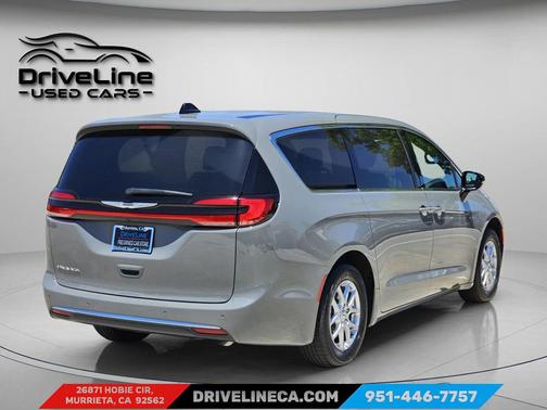 2025 Chrysler Pacifica L