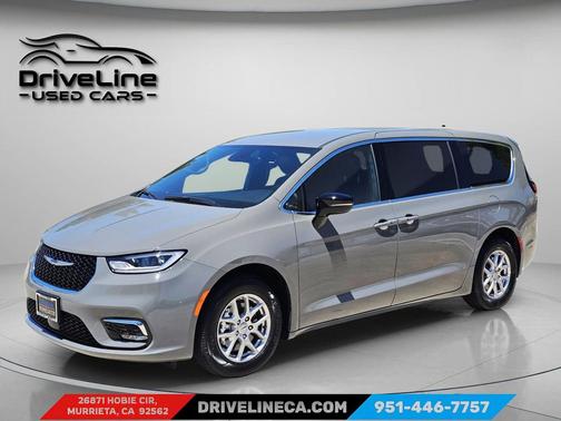2025 Chrysler Pacifica L