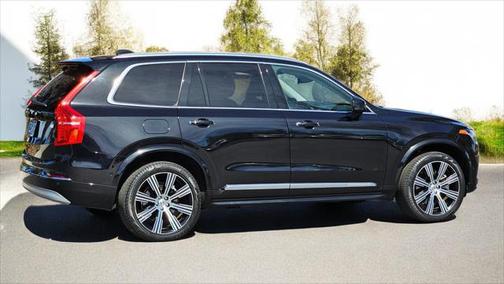 2022 Volvo XC90 Recharge Plug-In Hybrid T8 Inscription 7 Passenger