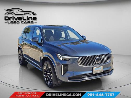 2025 Volvo XC90 B6 Plus 7-Seater