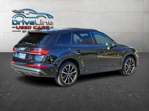 2021 Audi Q7 55 Premium Plus