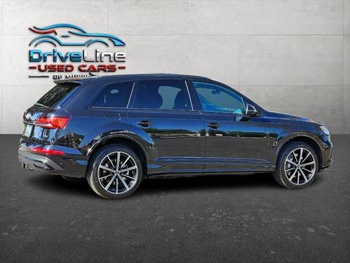 2021 Audi Q7 55 Premium Plus