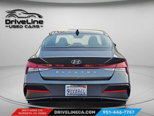 2025 Hyundai ELANTRA SE