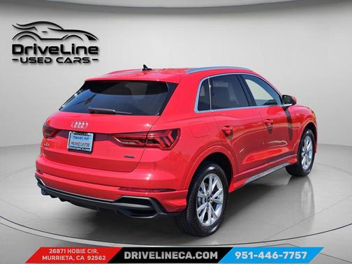 Progressive Red Metallic 2025 Audi Q3 Premium 45 TFSI S line quattro Tiptronic