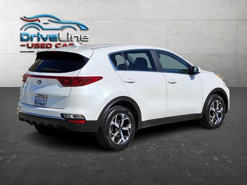 2022 Kia Sportage LX