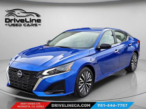 2025 Nissan Altima SV FWD