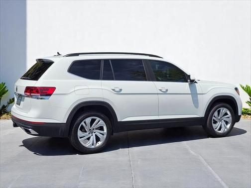 2023 Volkswagen Atlas 3.6L SE w/Technology