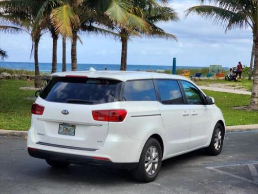 2020 Kia Sedona LX