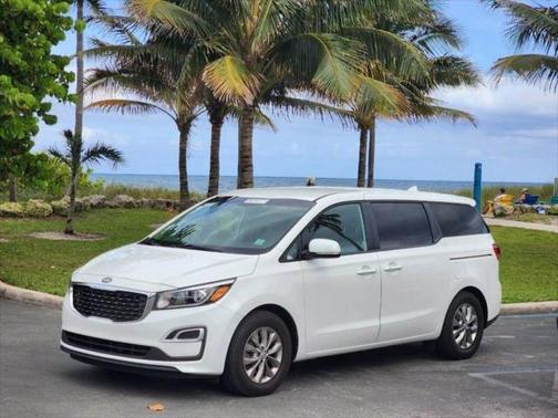 2020 Kia Sedona LX