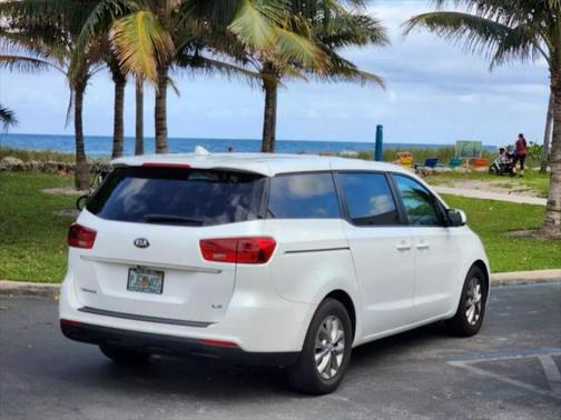 2020 Kia Sedona LX