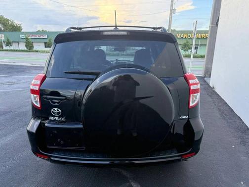 2011 Toyota RAV4 Limited