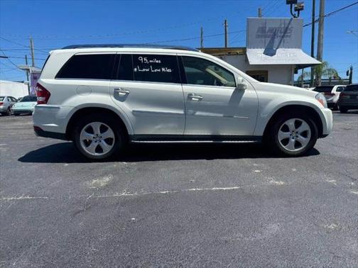 2010 Mercedes-Benz GL-Class 4MATIC