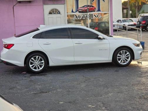 2017 Chevrolet Malibu 1LT