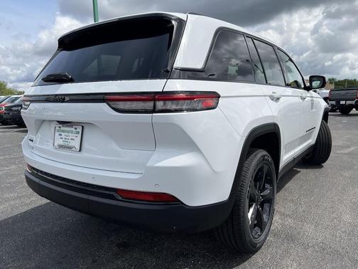 2025 Jeep Grand Cherokee Altitude