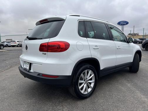 2017 Volkswagen Tiguan 2.0T Wolfsburg Edition