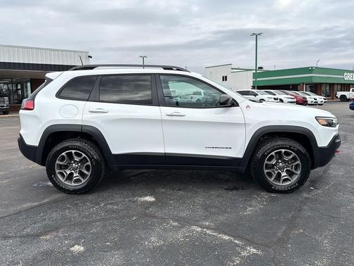 2020 Jeep Cherokee Trailhawk