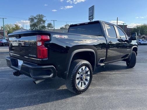 2023 Chevrolet Silverado 2500 Custom