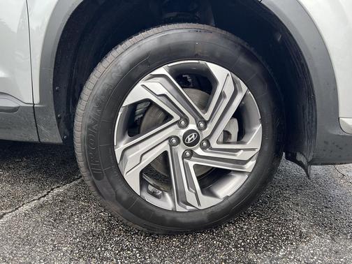 Shimmering Silver 2023 Hyundai SANTA FE SEL 2.4