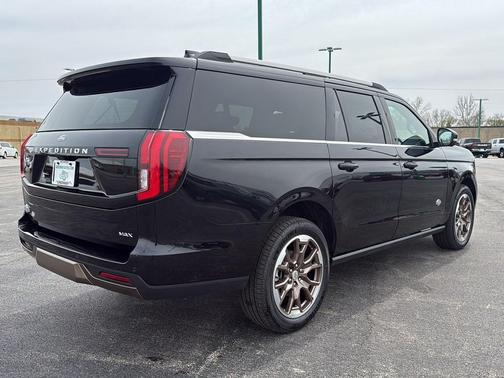 Agate Black Metallic 2026 Ford Expedition Max King Ranch