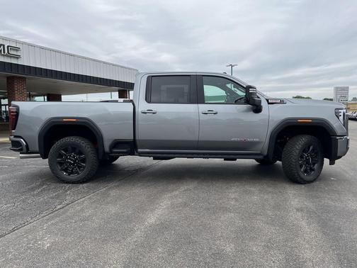 2025 GMC Sierra 2500 AT4