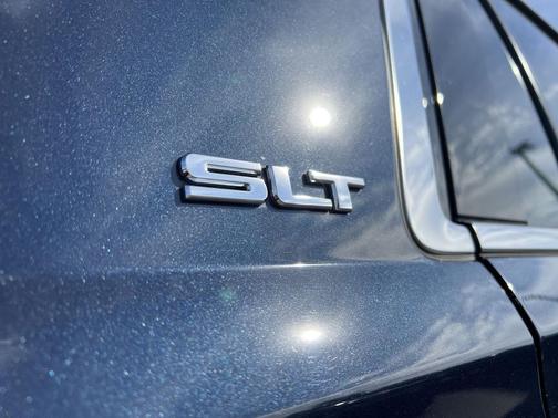 2020 GMC Yukon SLT