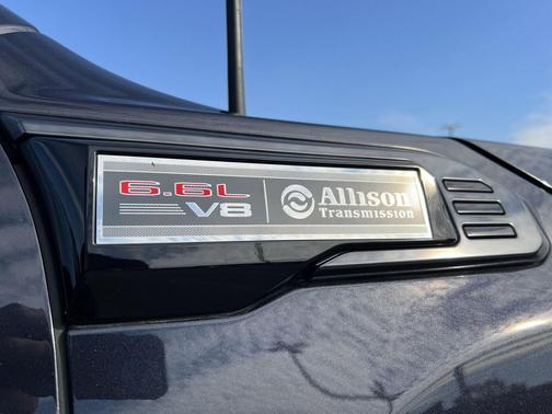 2024 GMC Sierra 2500 AT4