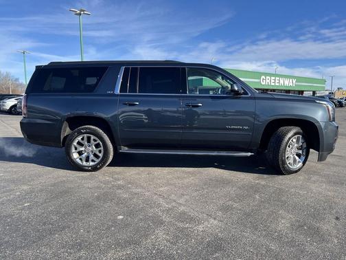 2020 GMC Yukon XL SLT