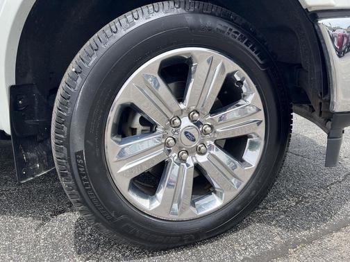 Star White Metallic Tri-Coat 2020 Ford F-150 Lariat